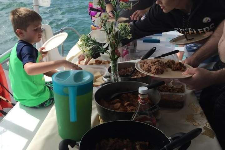 Stingray City, Coral Gardens & Frankie's Local Lunch & Juice - Photo 1 of 10